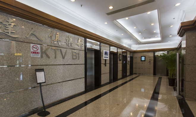 电梯厅